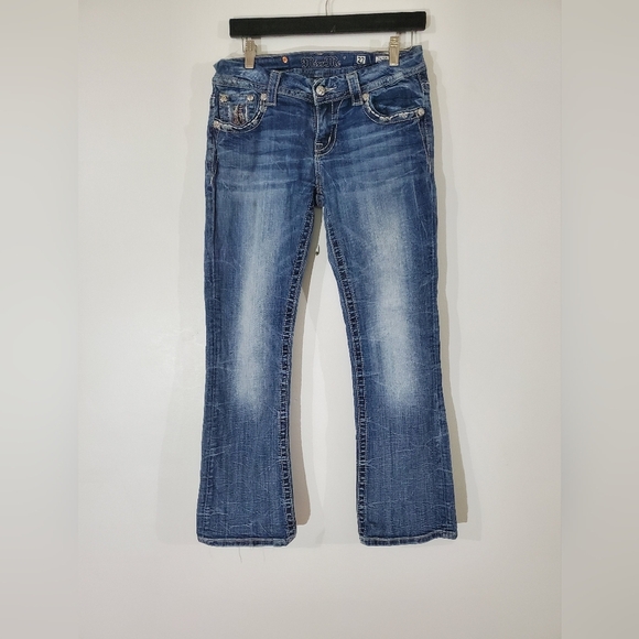 MISS ME Mid Rise Easy Boot SIZE 32 Waist - Picture 1 of 10